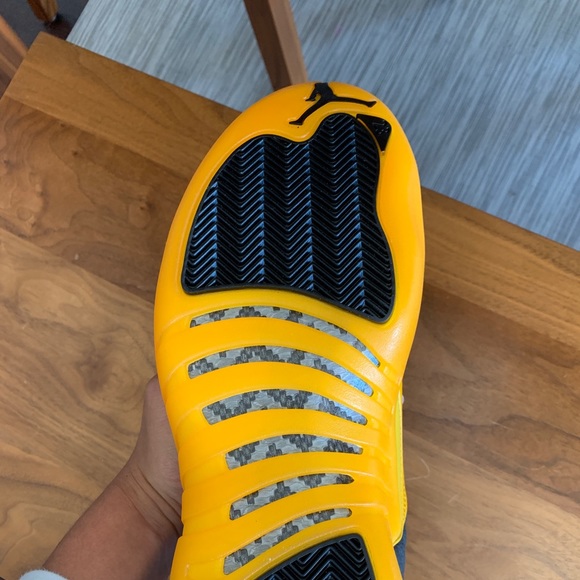 Jordan 12 University Gold retro - Picture 14 of 16